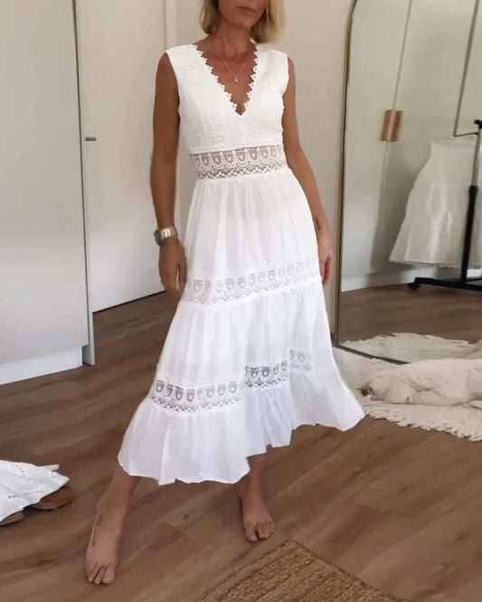 Amara | Elegant Lace Midi Dress