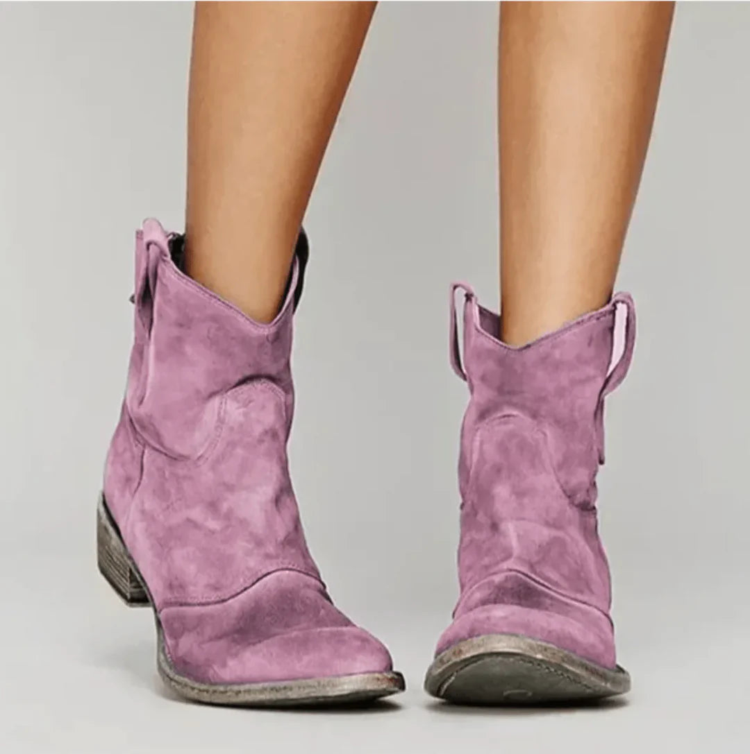 Amara – Suede Elegant Ankle Boots